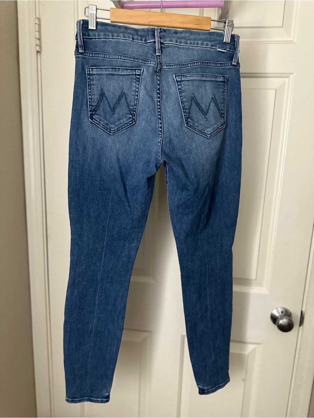 MOTHER The Looker Ankle Jeans - Picture 2 of 5